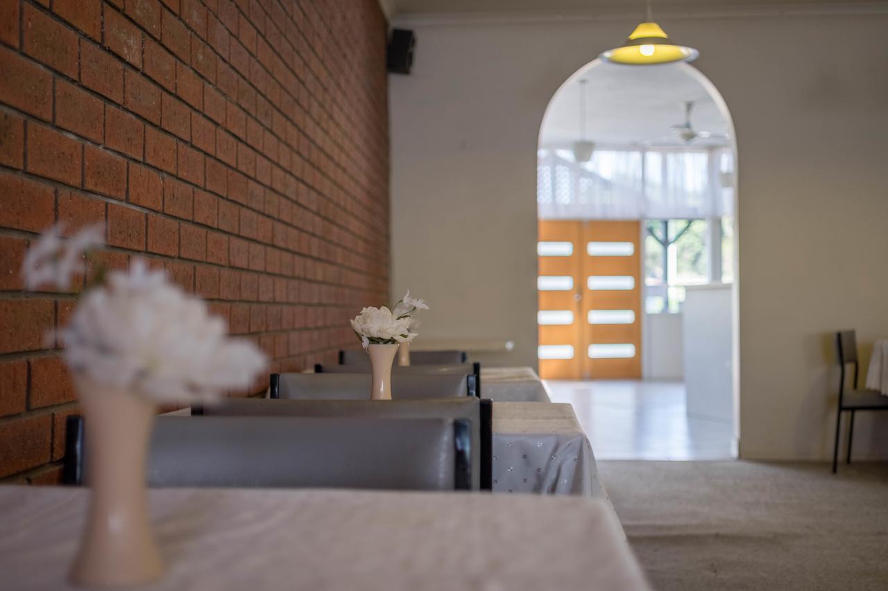 Stawell'S London Motor Inn Экстерьер фото