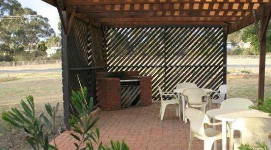 Stawell'S London Motor Inn Экстерьер фото
