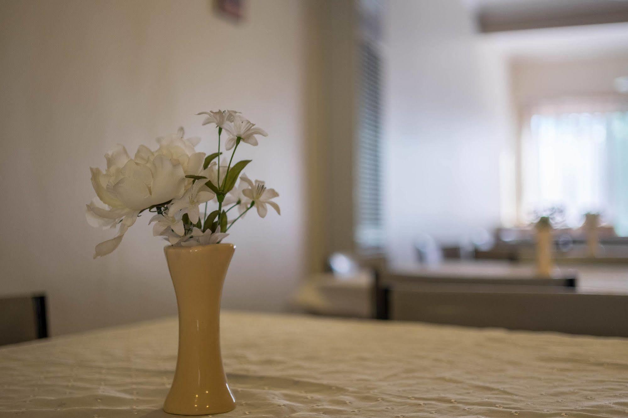 Stawell'S London Motor Inn Экстерьер фото