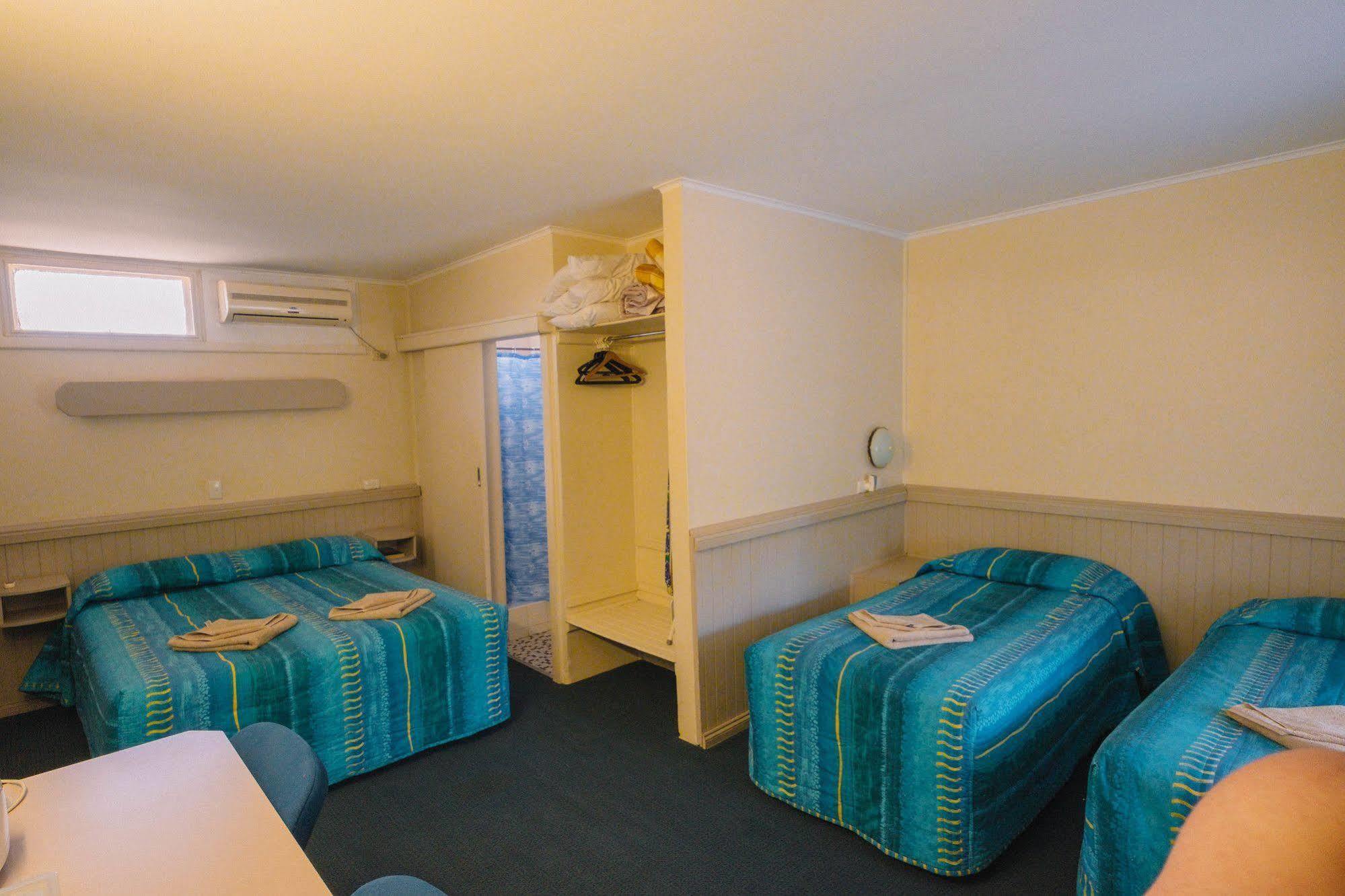 Stawell'S London Motor Inn Экстерьер фото